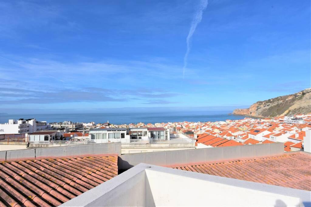 The Light House Ii, With Rooftop And Parking Nazaré Esterno foto